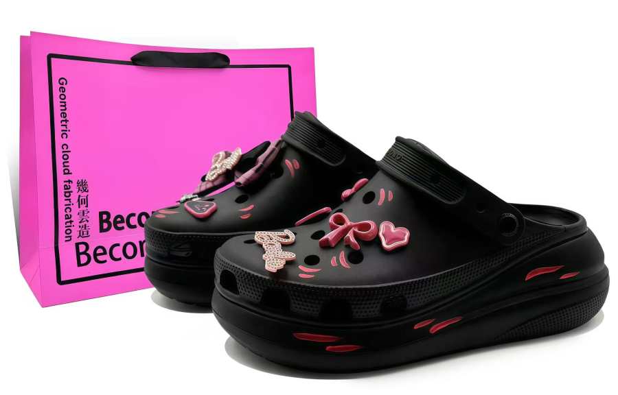 Crocs Crocs Classic Crush Clogs Unisex Black Rose