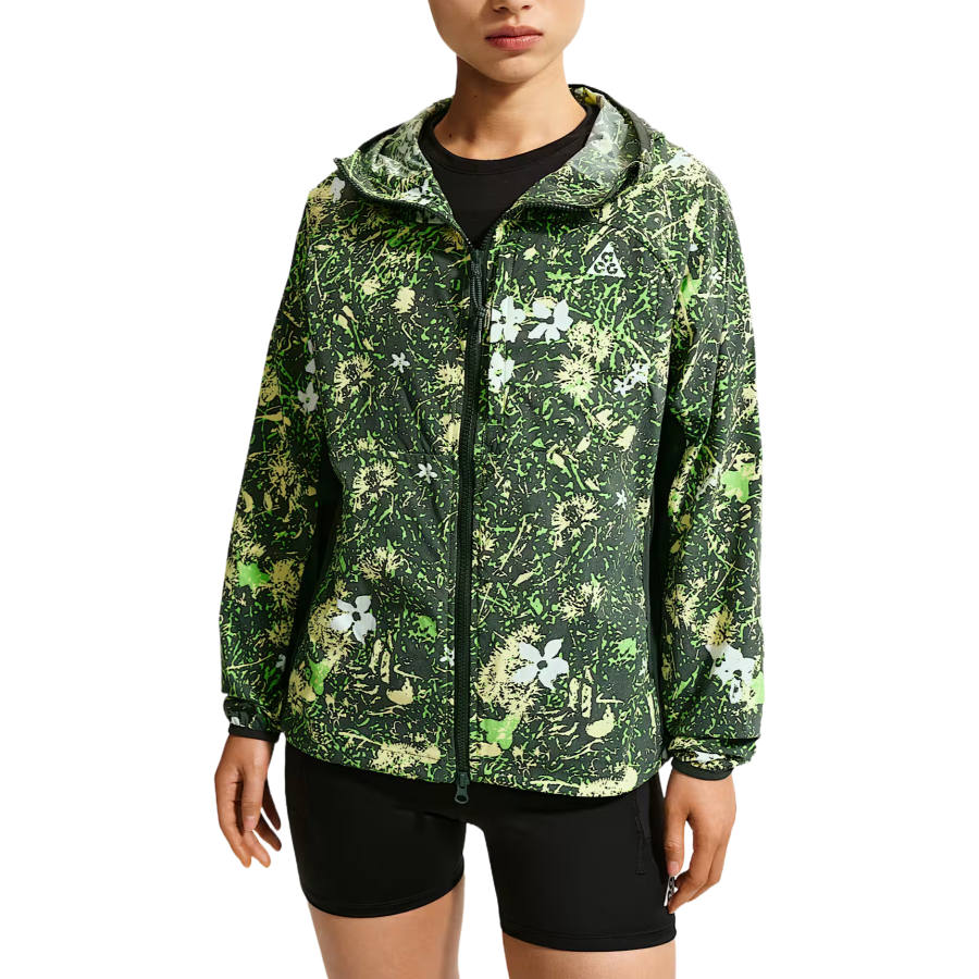 Nike Nike Jackets Women's Black Cloud Green/Black Cloud Green/Vitality Green Yellow/Mountain White Hooded Non Detachable Moderate Other