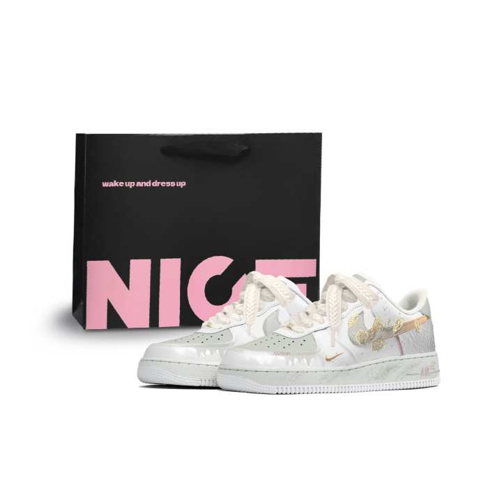 Nike Nike Air Force 1 07 Essential Low top Skateboard Shoes Women's White Green