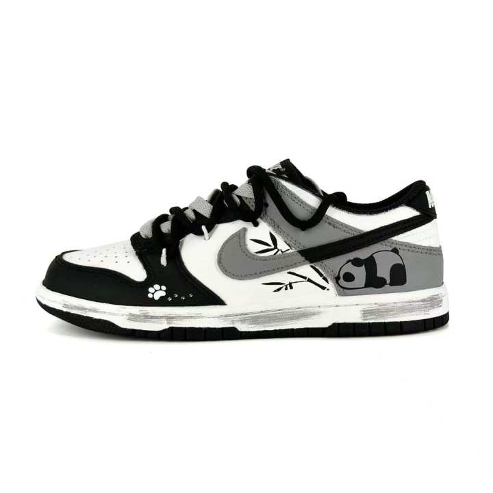 Nike Nike Dunk Panda Bamboo Forest Slip Resistant Abrasion Resistant Low top Skateboard Shoes Unisex Black White
