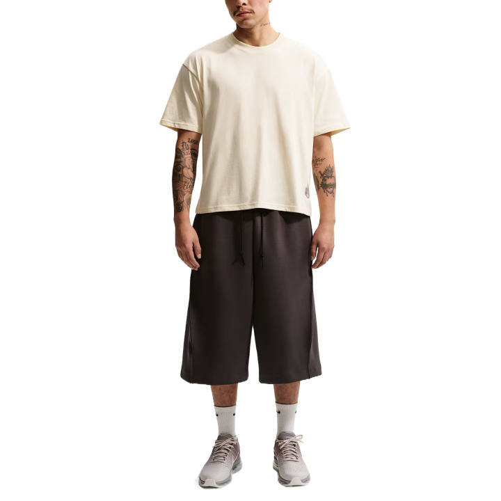 Nike Nike T Shirts Men's Coconut Milk Crew Neck Moderate