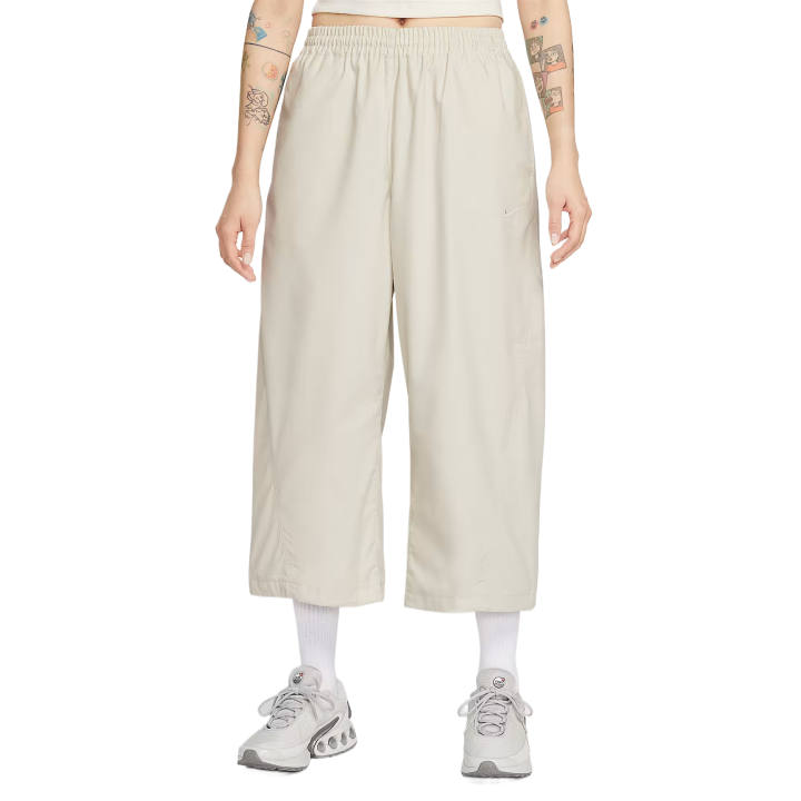 Nike Nike Sportswear Women's Oversized Mid-Rise Woven Pants