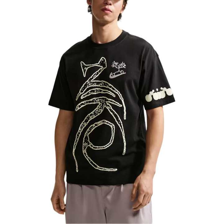 Nike Nike T Shirts Men's Black Crew Neck Moderate Straight Fit