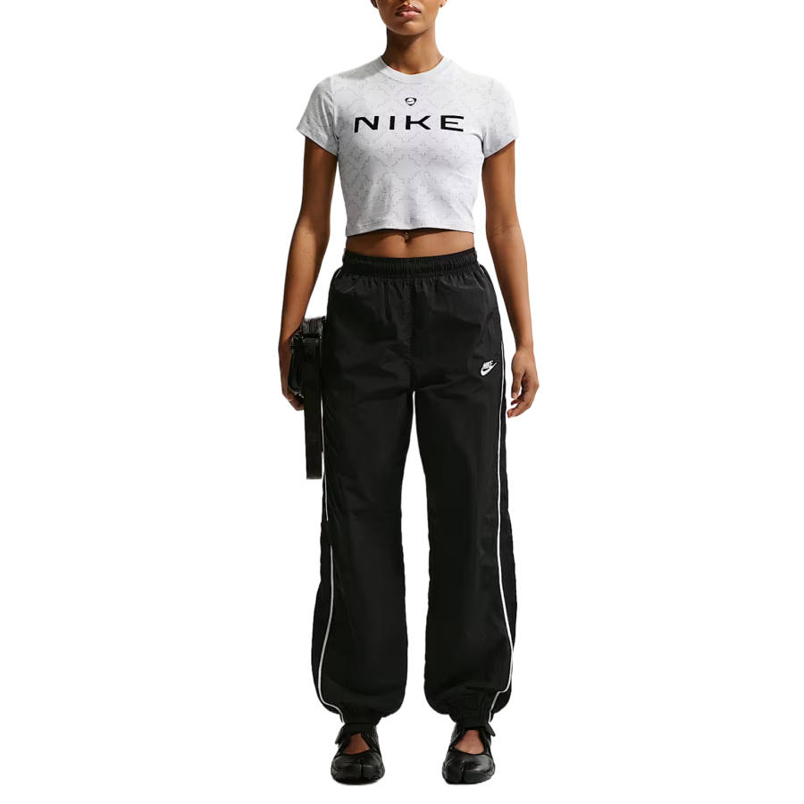 Nike Nike Sportswear Chill Knit Women's Slim Cropped T-Shirt