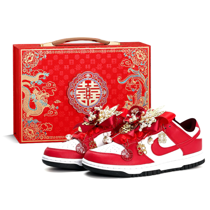 Nike Nike Dunk Strings And Yangqin Harmonize Low top Skateboard Shoes Unisex Red Gold