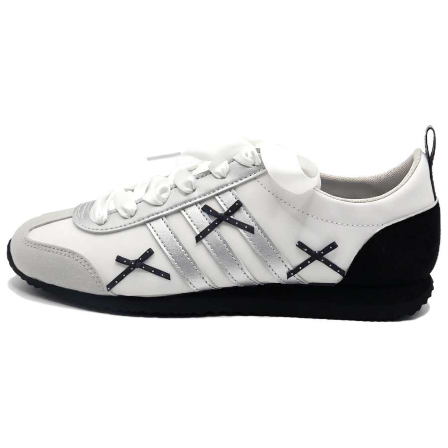Adidas Adidas VS JOG 2.0 Butterfly Satin Waterproof Low top German Army Trainers Unisex Black White