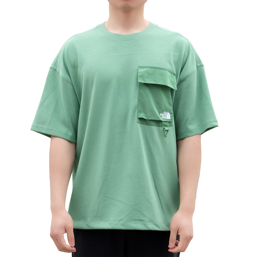 THE NORTH FACE T Shirts Men's G57/Green Crew Neck Moderate