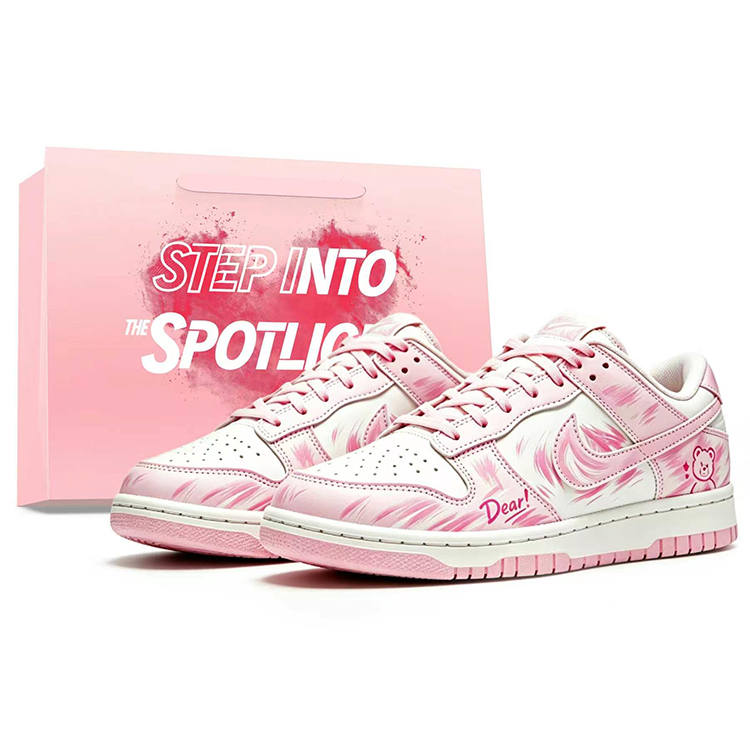 Nike Nike Dunk True Love Bear Low top Skateboard Shoes Women's Cute Pink