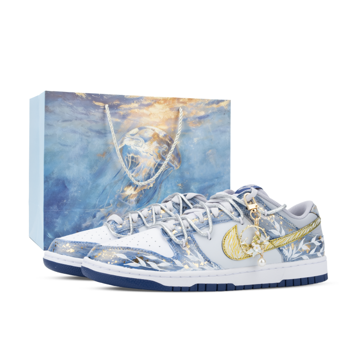 Nike Nike Dunk Monster Lab, Venus Low top Skateboard Shoes Unisex White Blue