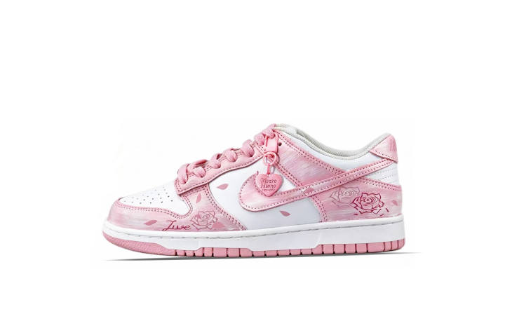 Nike Nike Dunk Slip Resistant Abrasion Resistant Low top Skateboard Shoes Women's Pink