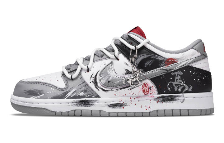 Nike Nike Dunk Divine Stallion Bristles Slip Resistant Abrasion Resistant Low top Skateboard Shoes Unisex Black White Gray