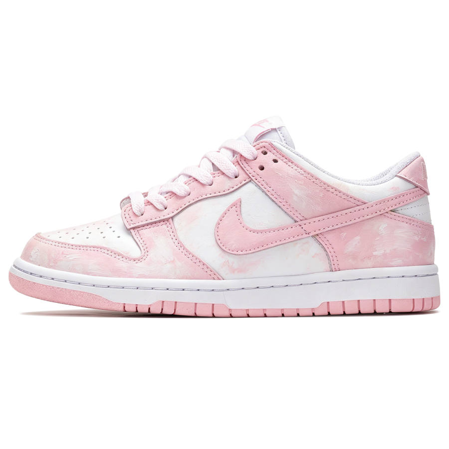 Nike Nike Dunk Abrasion Resistant Skateboard Shoes Women's Pink White