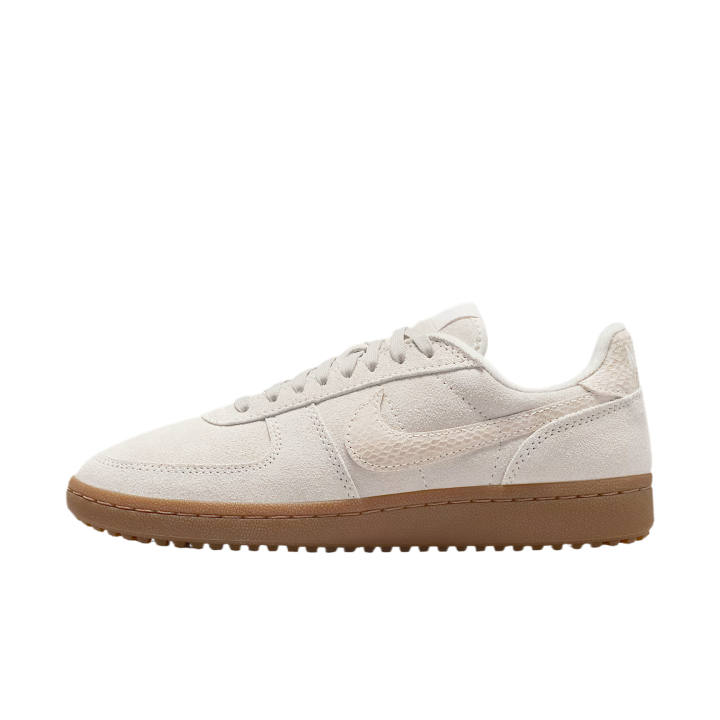 Nike Nike Field General Low top Training Shoes Women's