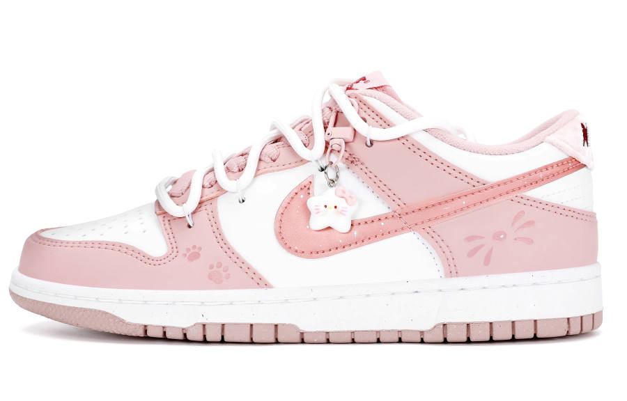 Nike Nike Dunk Abrasion Resistant Breathable Low top Kids' Skateboarding Shoes Pink Teenagers