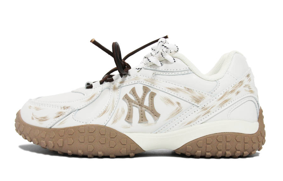 MLB New York Yankees Walking Planet, South France Sand Dune Slip Resistant Lightweight Low top Skateboard Shoes Unisex