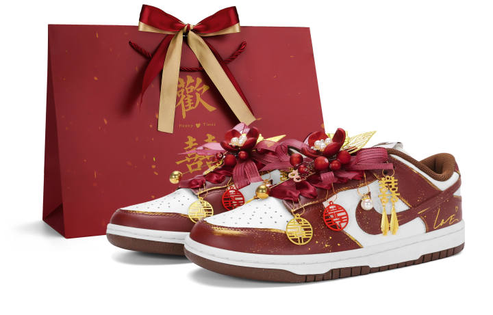 Nike Nike Dunk Low top Skateboard Shoes Women's Burgundy