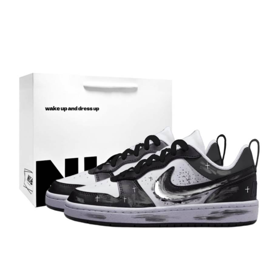 Nike Nike Court Borough Synthetic Leather Low top Kids' Skateboarding Shoes White Black Teenagers