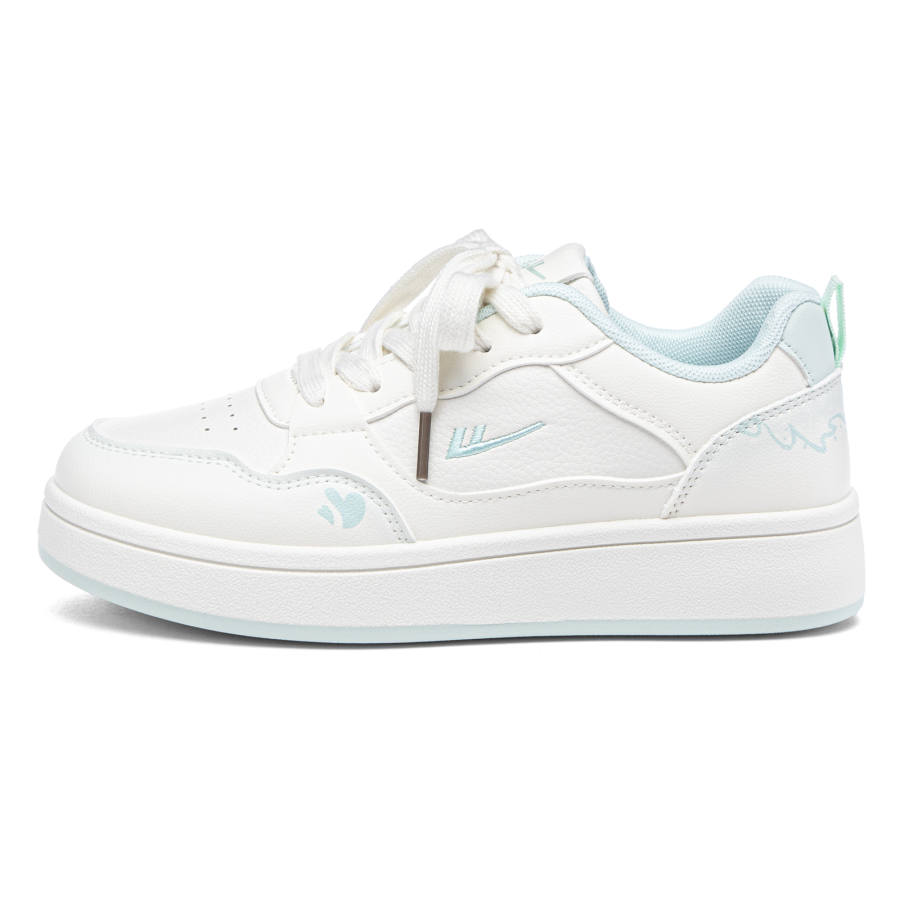 Warrior Synthetic Leather Slip Resistant Cushioning Abrasion Resistant Low top Skateboard Shoes Women's Beige Cyan