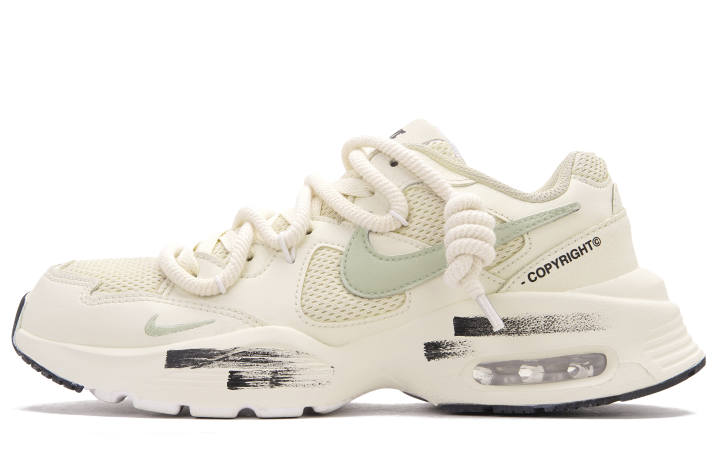 Nike Nike Air Max Fusion Low top Running Shoes Women's Green Beige White