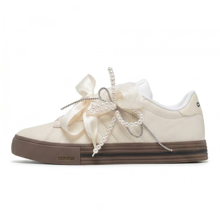 Adidas Adidas Daily 4.0 Cream Apricot Ballet Leather Slip Resistant Low top Skateboard Shoes Unisex Champagne