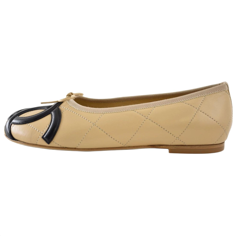 CHANEL Coco Beach Cambon 26M Casual Shoes Women's Beige & Black