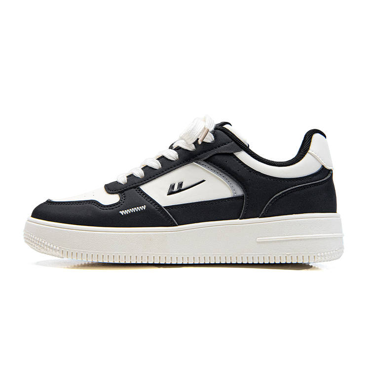 WARRIOR WARRIOR Cushioning Coverage Height Increasing Abrasion Resistant Lightweight Low top Skateboard Shoes Men's Beige Black