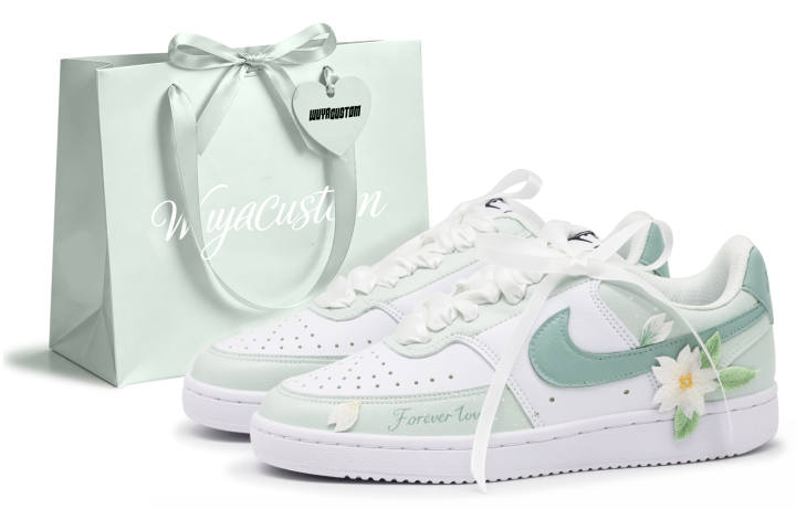 Nike Nike Court Vision 1 Skateboard Shoes Women's Low Top White/Green