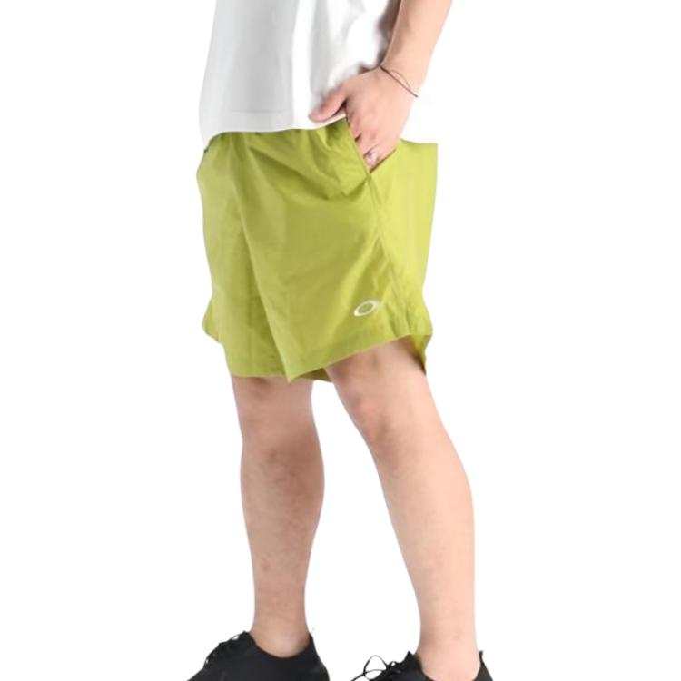 Oakley Sports Shorts Men's Cactus Green Moderate