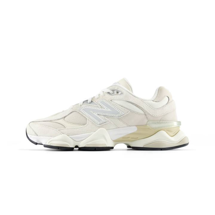 New Balance 9060 New Balance 'Sea Salt Moonbeam'