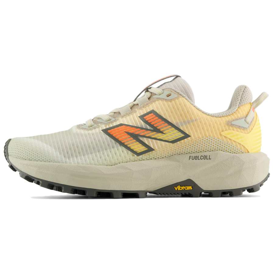 New Balance Rebel Wmns Rebel FuelCell New Balance Trail 'White Peach' Women's