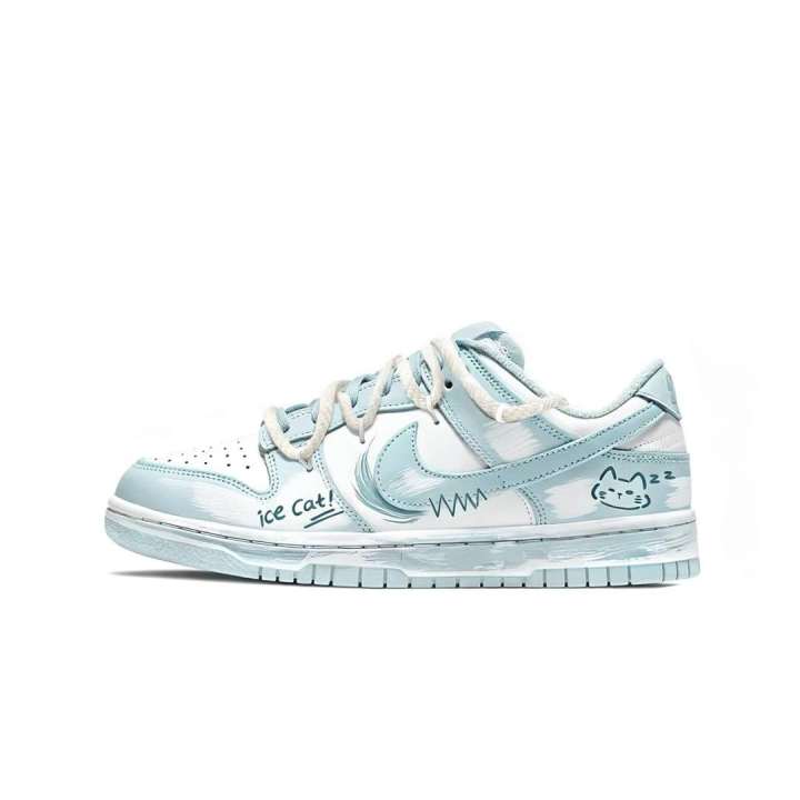 Nike Nike Dunk Frozen Sleepy Cat Low top Skateboard Shoes Women's