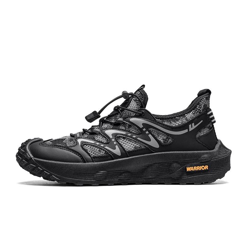 Warrior Coverage, Balance, Abrasion Resistant, Lightweight, Quick Dry Low top Mountaineering Shoes Men's Black