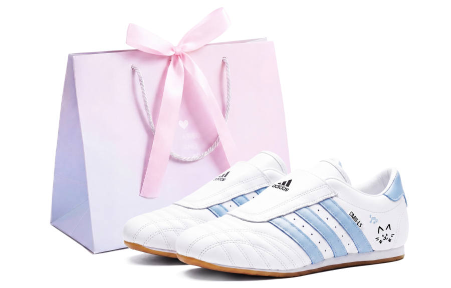 Adidas Originals Taekwondo Abrasion Resistant Low top Training Shoes Unisex White Blue