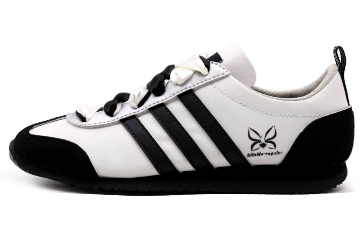 Adidas Adidas VS JOG 2.0 Low top German Army Trainers Unisex Black White