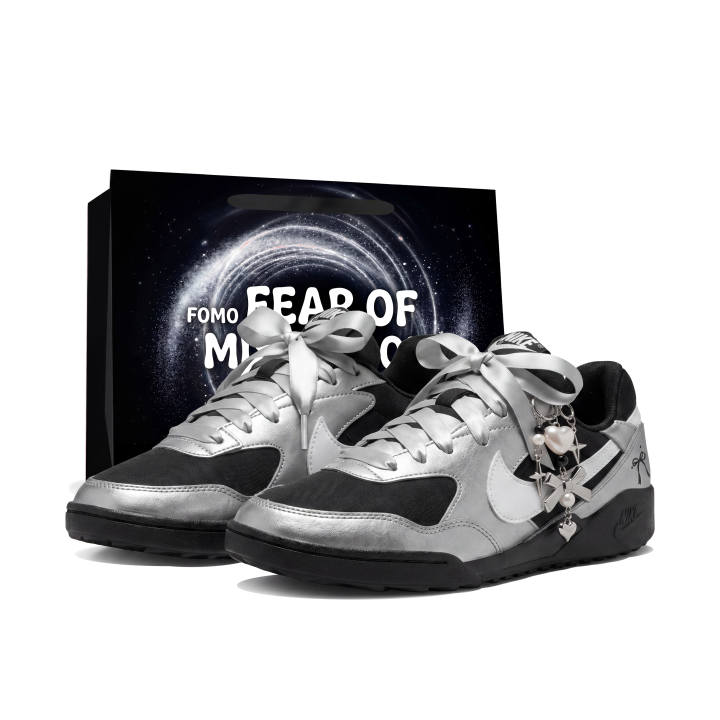 Nike Nike Terra Manta Satin Silver Sweetheart Y2K Style, Millennial Style, Shopping Bag, Valentine's Day Edition Low top