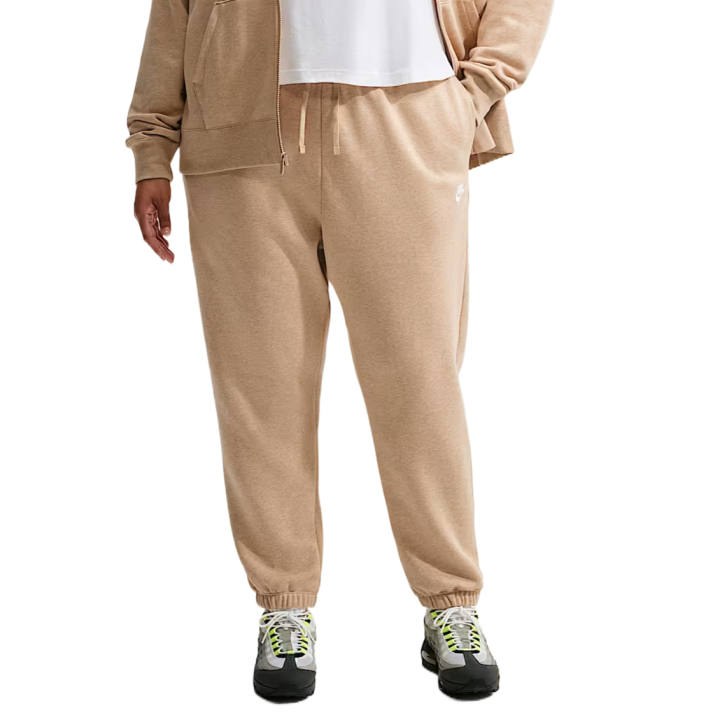 Nike Nike Sportswear Club Fleece Women's Mid-Rise Oversized Sweatpants (Plus Size)