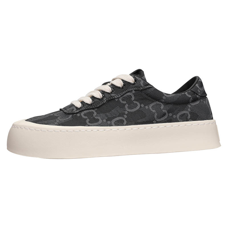 YALU Slip Resistant, Breathable, And Lightweight Low top Canvas Shoes Men's