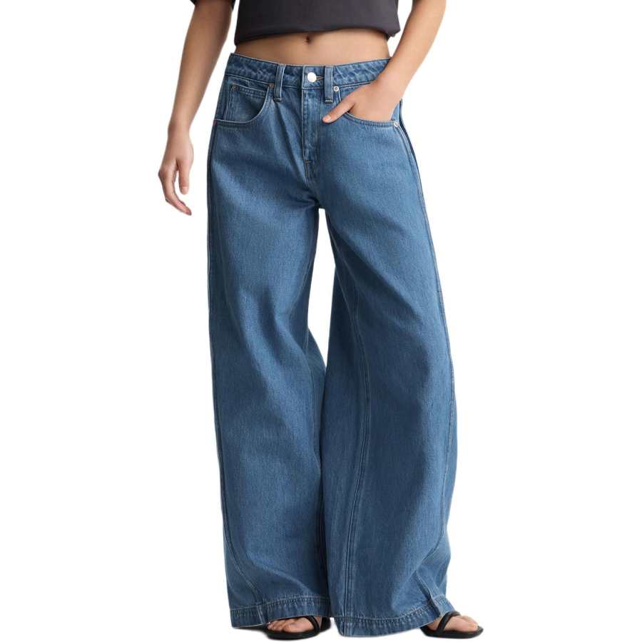 Lee Lee Jeans Women's Medium Blue Moderate Wide Leg Pants