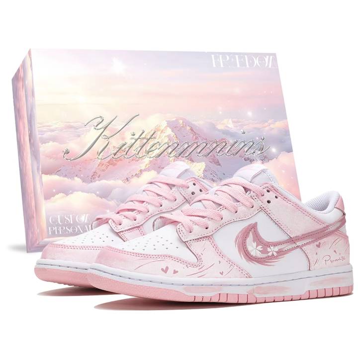 Nike Nike Dunk Abrasion Resistant Low top Skateboard Shoes Women's Pink White