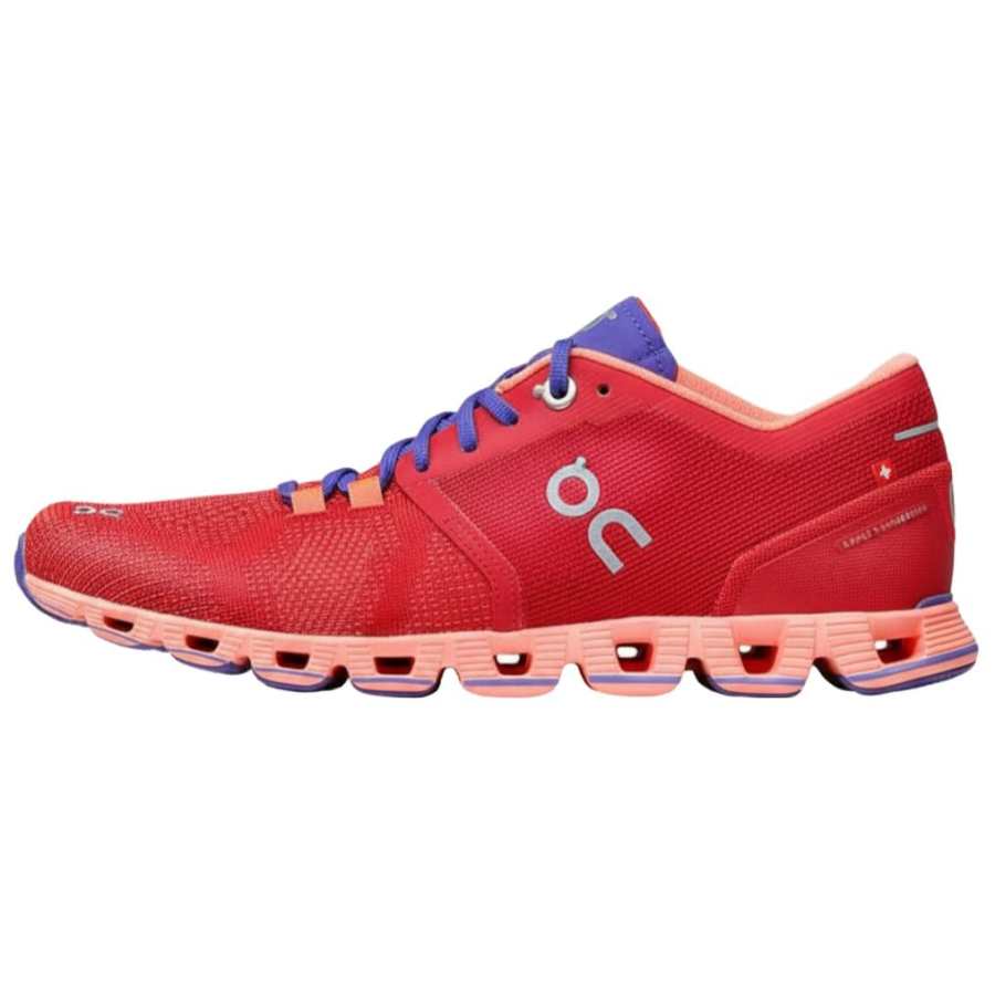 On On Low top Running Shoes Women's Red