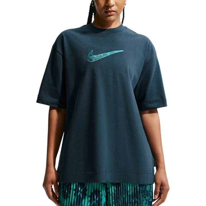 Nike Nike Naomi Osaka Women's Oversized T-Shirt