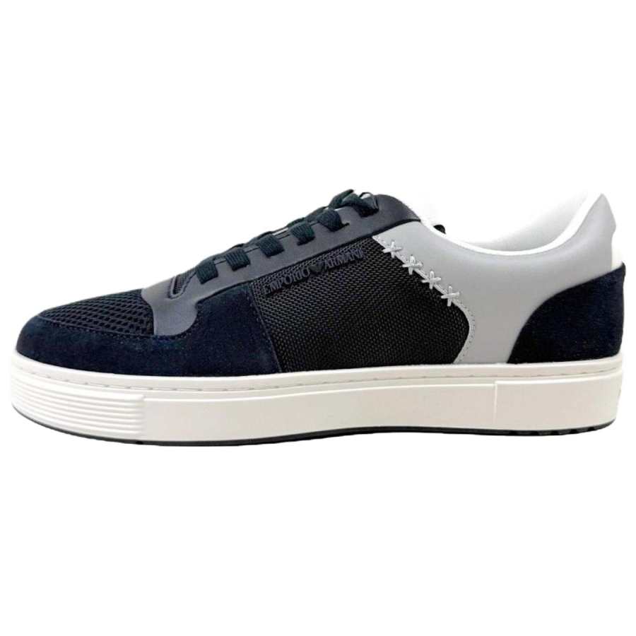 EMPORIO ARMANI Runn Low top Skateboard Shoes Men's Marine Blue