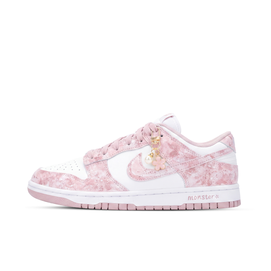 Nike Nike Dunk Spring Blossom Rain, Monster Lab Low top Skateboard Shoes Women's White Pink