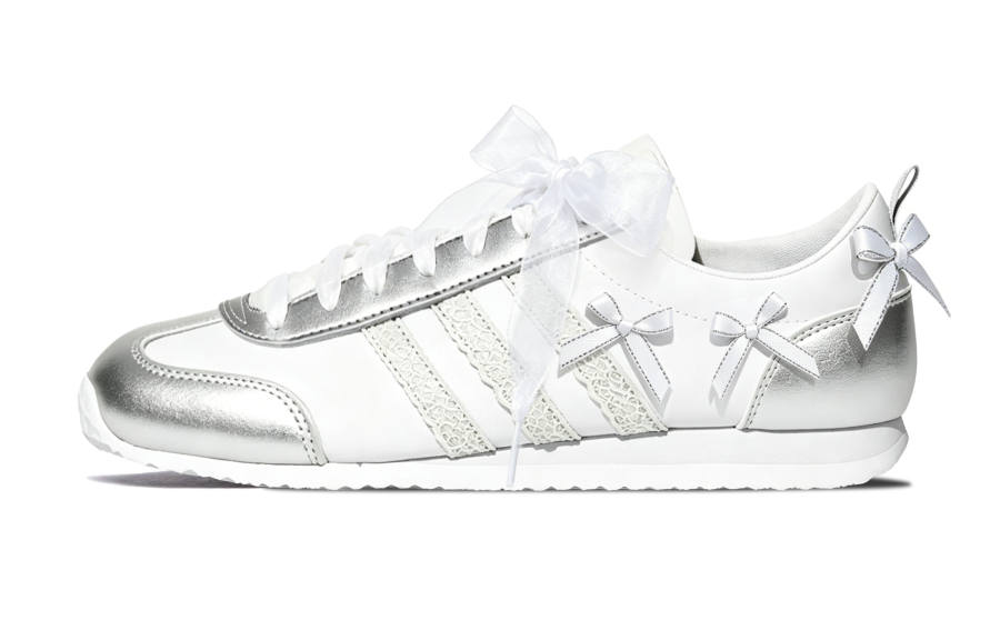 Adidas Adidas VS JOG 2.0 Snow Yarn Slip Resistant, Abrasion Resistant, Lightweight Low top German Army Trainers Unisex