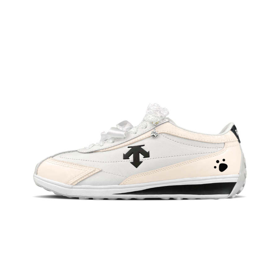 DESCENTE Cron Racer BNK Sweet Apricot Cat Language Skateboard Shoes Unisex Beige
