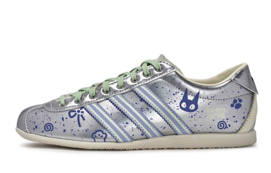 Adidas Originals ANFU REGO Hot Dog, Stardust Meow Slip Resistant Low top Casual Shoes Women's Silver White Blue