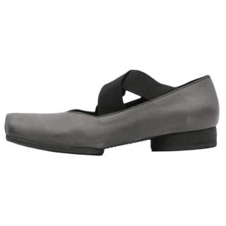 UMA WANG Chunky Heel Mary Jane Shoes Women's Gray