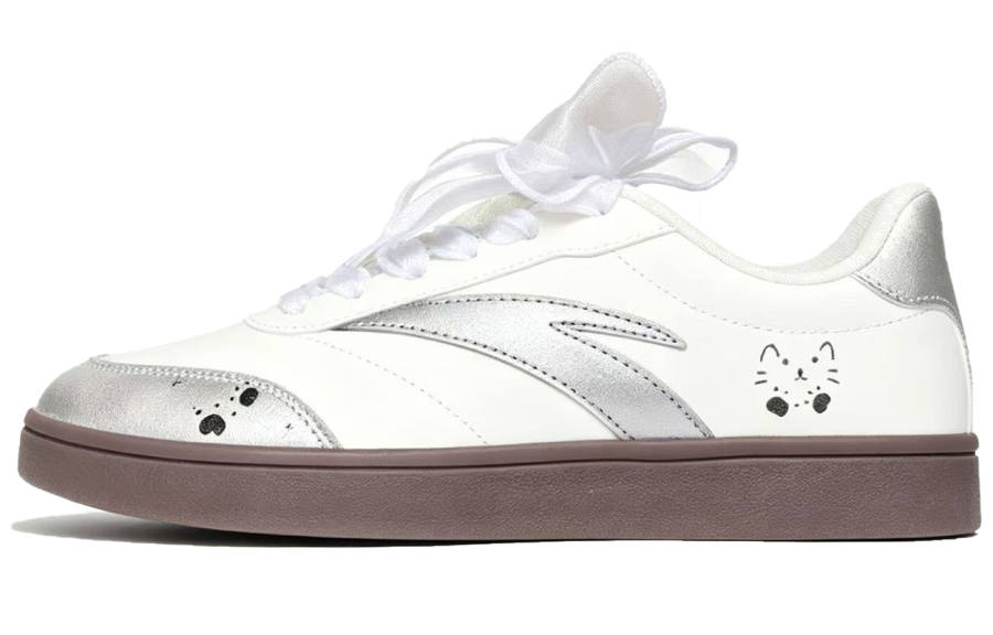Anta Active Abrasion Resistant Lightweight Low top Skateboard Shoes Women's Ecru Silver