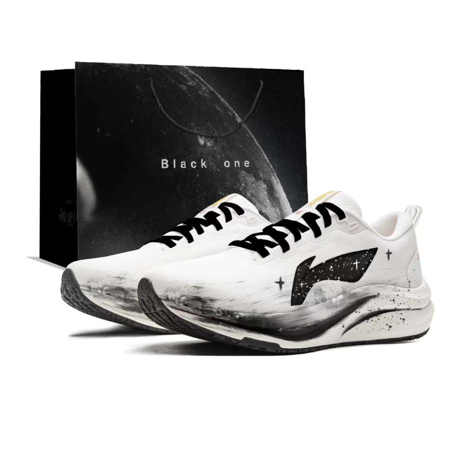 Li-Ning Li Ning Red Hare 8 Slip Resistant And Breathable Low top