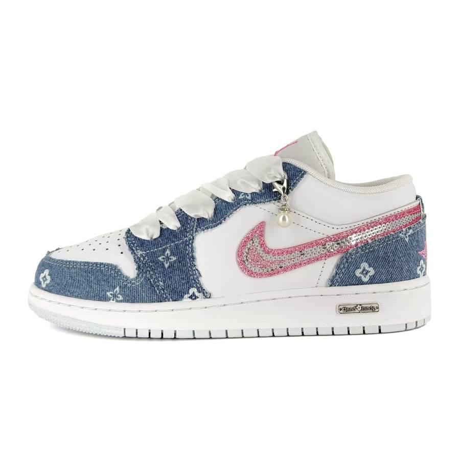 Jordan Jordan Air Jordan 1 Pearl Love Denim Abrasion Resistant Low top Children's Basketball Shoes White Blue Unisex